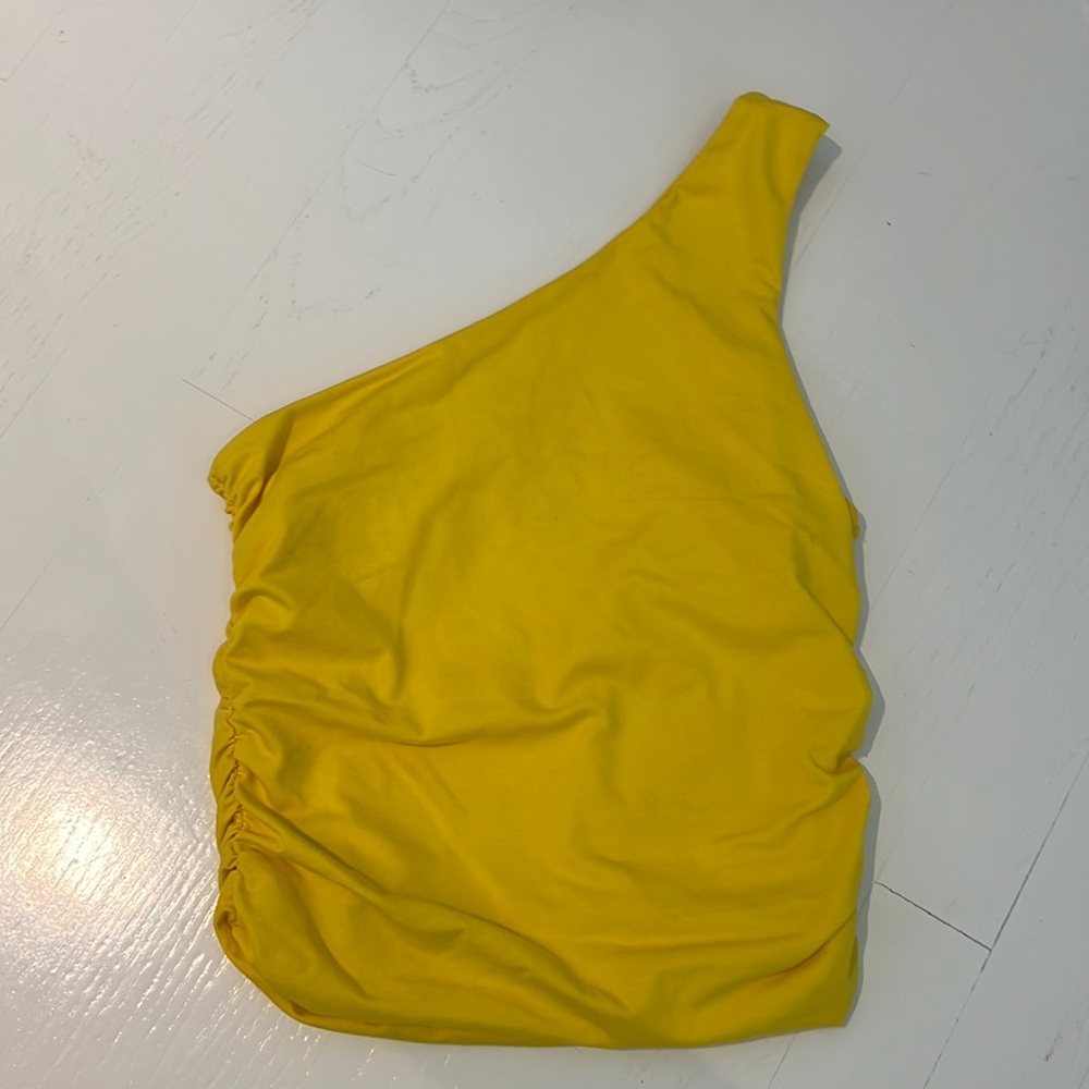 YELLOW SUPERDOWN TOP